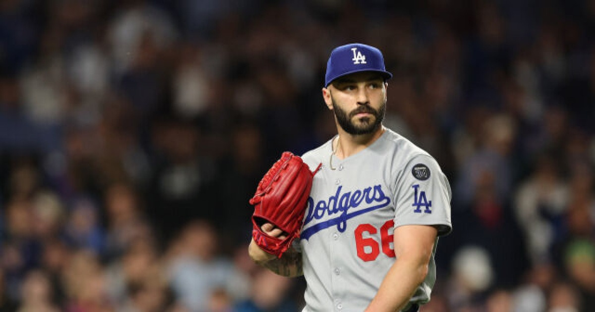 다저스 1007억원 클로저가 10BSV라니…사사키 변신만 믿어야 하나, 오타니는 안 되고 커쇼는 무리다