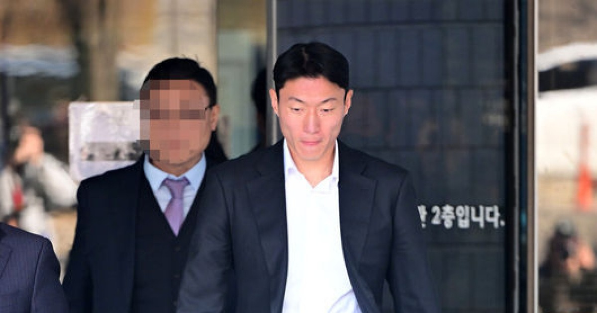 황의조 '성범죄 징계' 국제적 망신...日·中 언론도 일제히 보도