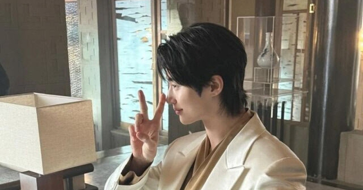 변우석, 추석엔 “추우석”…재치있는 명절인사 건넸다