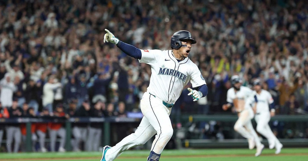 시애틀, 연장 15회 혈투 끝 승리…24년 만에 ALCS 진출