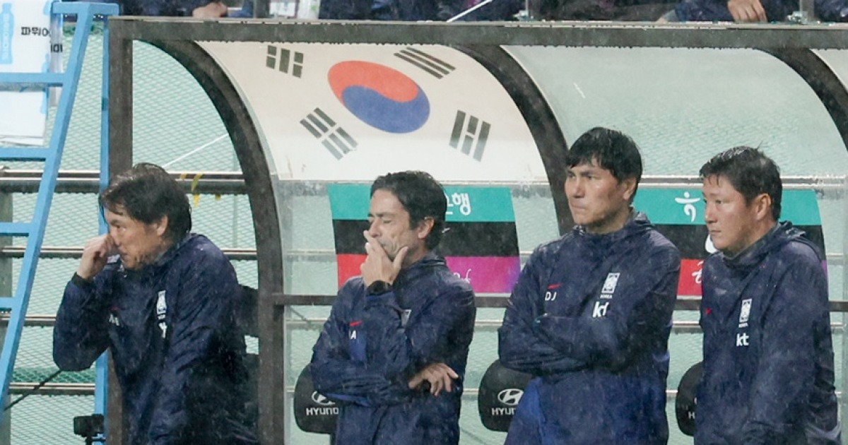 브라질에 0-5 완패한 홍명보호, 월드컵 경쟁력 의문만 키워