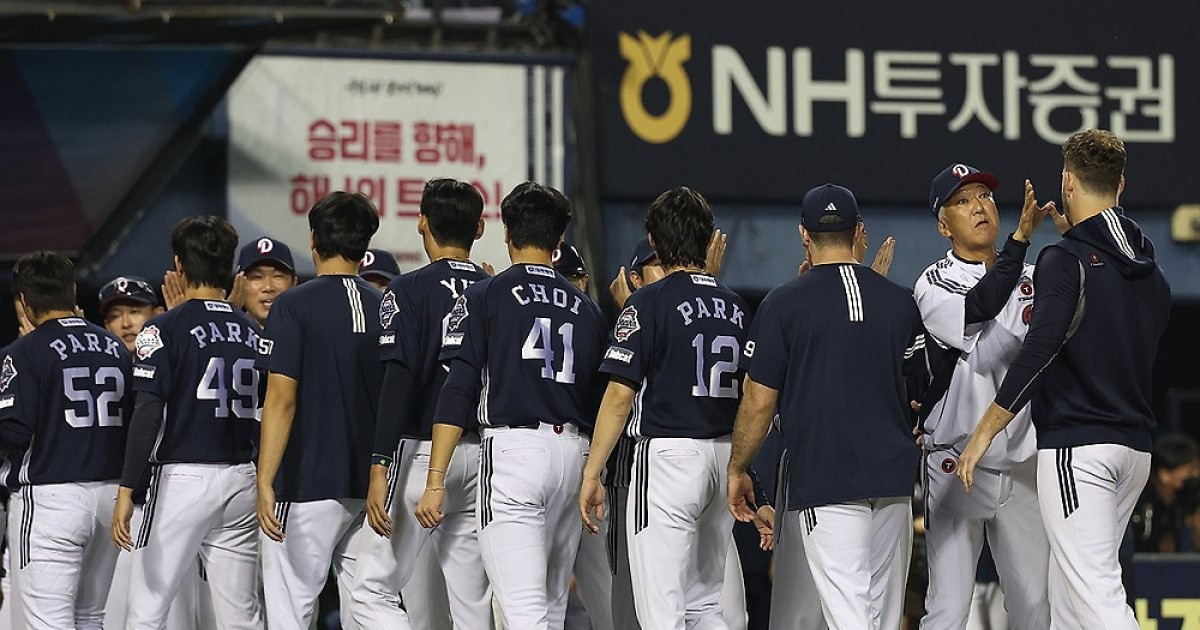 프로야구 두산, 곧 '감독 후보군 심층 인터뷰' 시작
