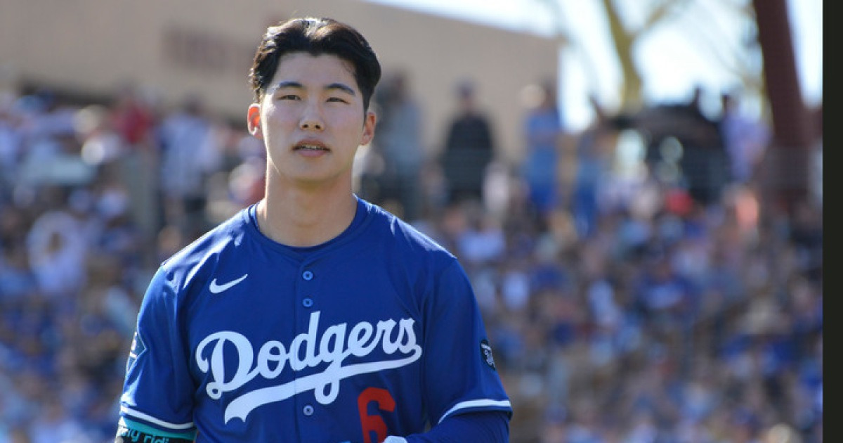 김혜성, NLCS 로스터 합류 기쁨도 잠시…1차전 선발 제외, 벤치서 무작정 대기