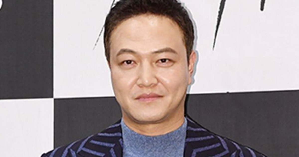 '결혼 20년차' 정웅인, 두 딸과 각집 살이..."막내는 엄마와" ('4인용식탁')