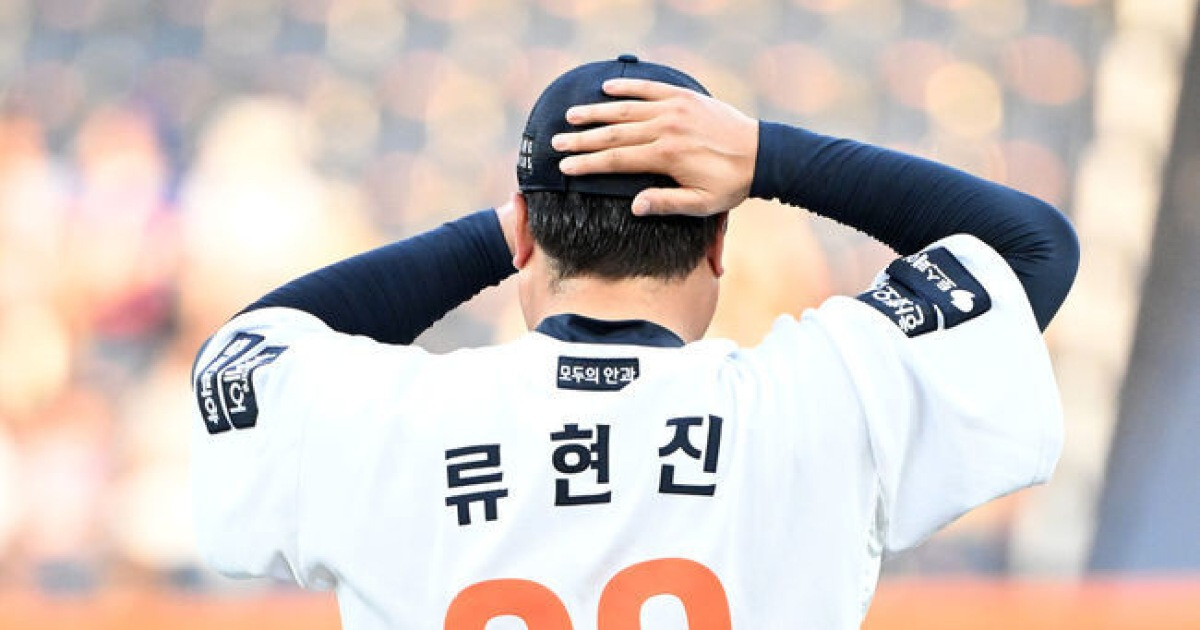 10승 도전 포기하다니…류현진 가을에 올인, PO 점검 완료 '삼성 킬러' 문동주도 159km 준비 끝났다