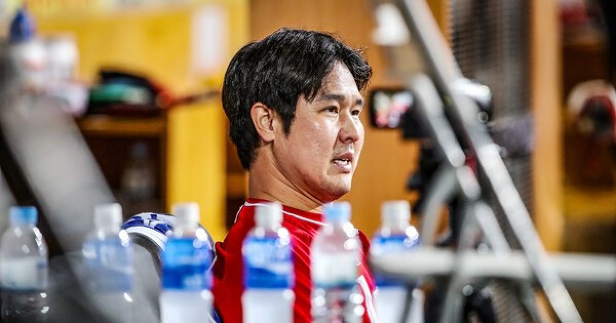 '이럴 수가' 클린업 트리오가 0안타라니...8회 무사 1·3루 밥상 엎은 SSG, 17년 만의 '준PO 업셋' 굴욕 못 피했다