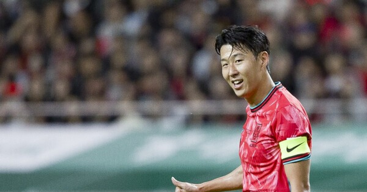 '韓 축구 레전드의 설레는 월드컵 준비' 손흥민, "어릴 적 꿈이 현실로...준비 잘 해보겠다"