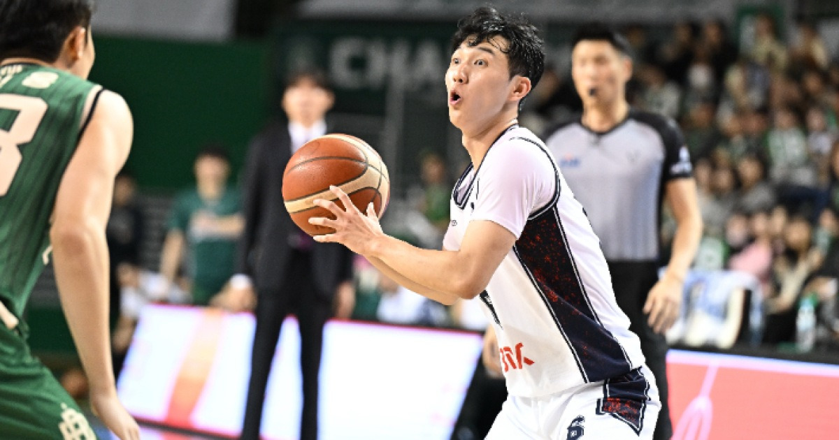 허훈 공백 메운 최진광의 '20점' 인생 경기…KCC, 3연승 행진