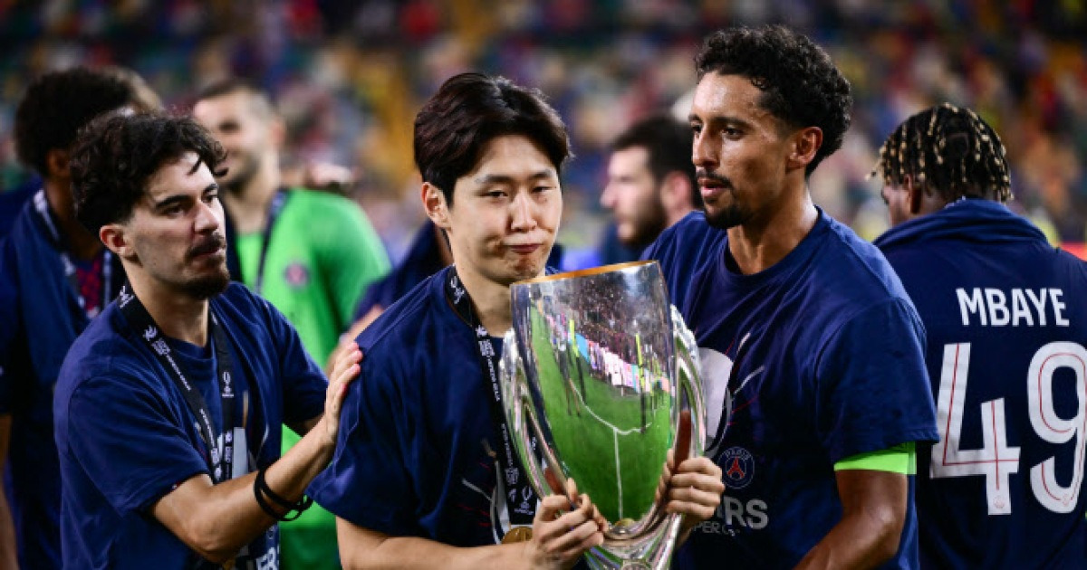 이강인, AFC 올해의 국제 선수상 수상... 손흥민·김민재 이어 3번째
