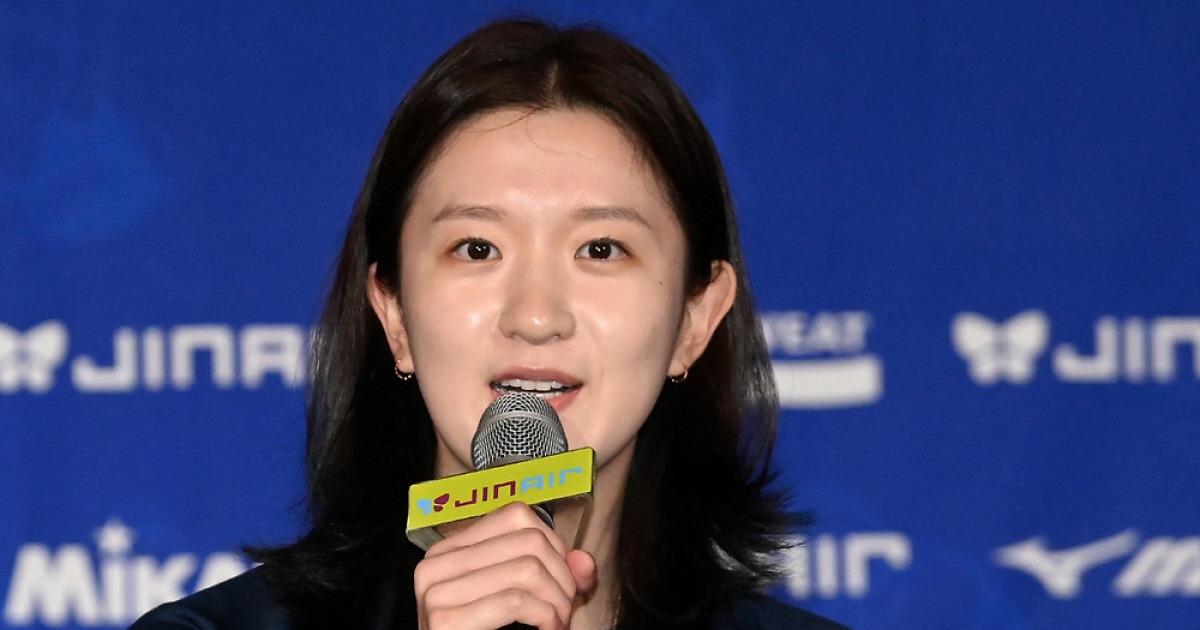 '5억5천만원 대어 영입' 배구여제 어시스트 있었다 "연경 언니가 FA 이적 고민할 때…"