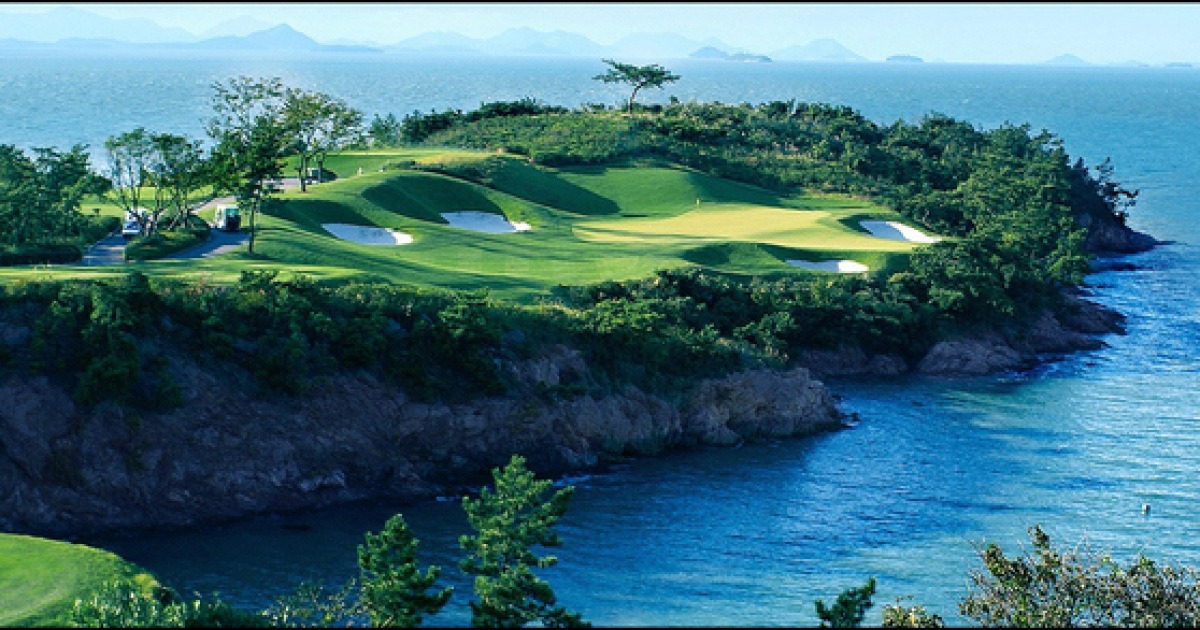 꽃구경 가서 나무만 본다? LPGA BMW챔피언십 티잉구역 논란