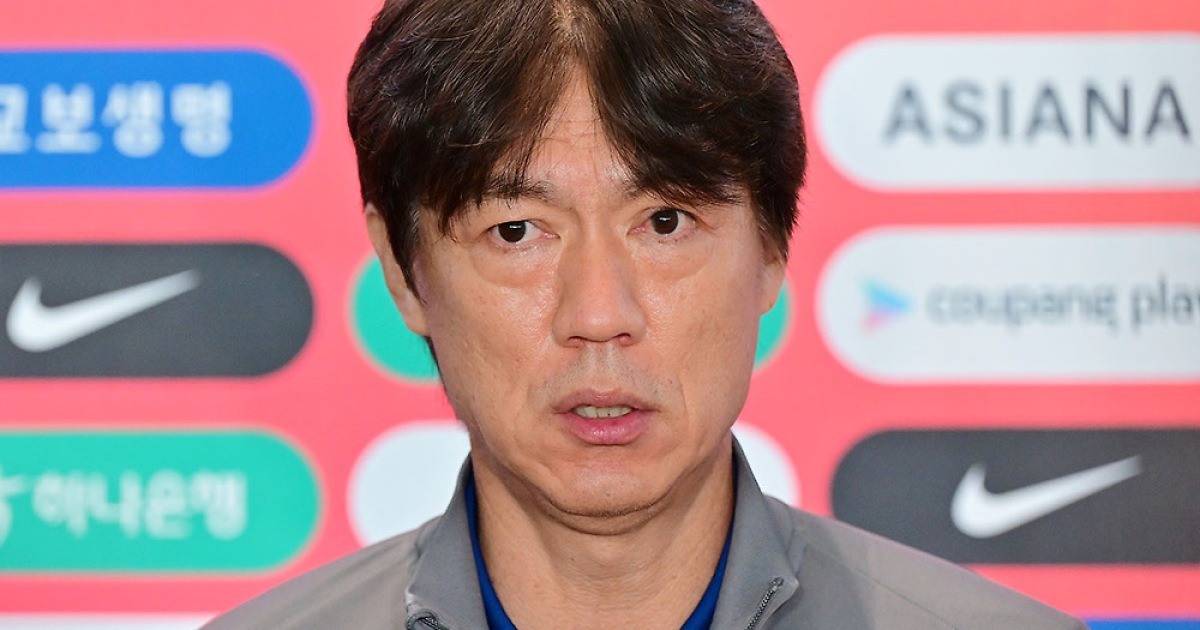 한국, FIFA 랭킹 22위? 외신은 냉정했다…'2122억' 홍명보호, 월드컵 선수단 순위 42위→'3524억' 日은 25위