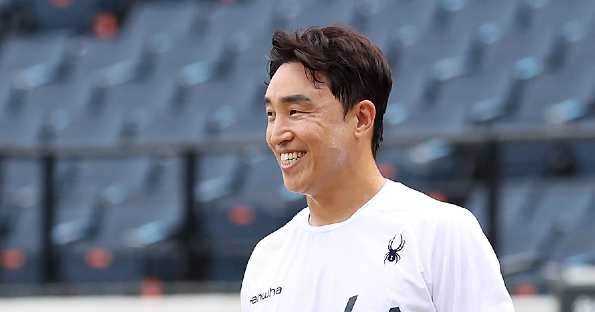 "오늘 주인공은 선배님" 그런데 그 오늘이 어제인 걸…손아섭 능청 "주인공 됐고, 승리에 묻어갔으면"