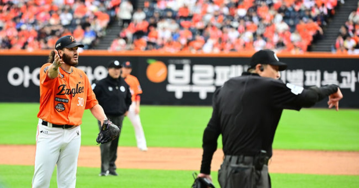 "빨리 던져" 폰세한테 왜 자꾸 이래? 공 하나 던지는 데 6분 넘게 걸리다니…구자욱과 신경전, 또 드러난 피치 클락 맹점