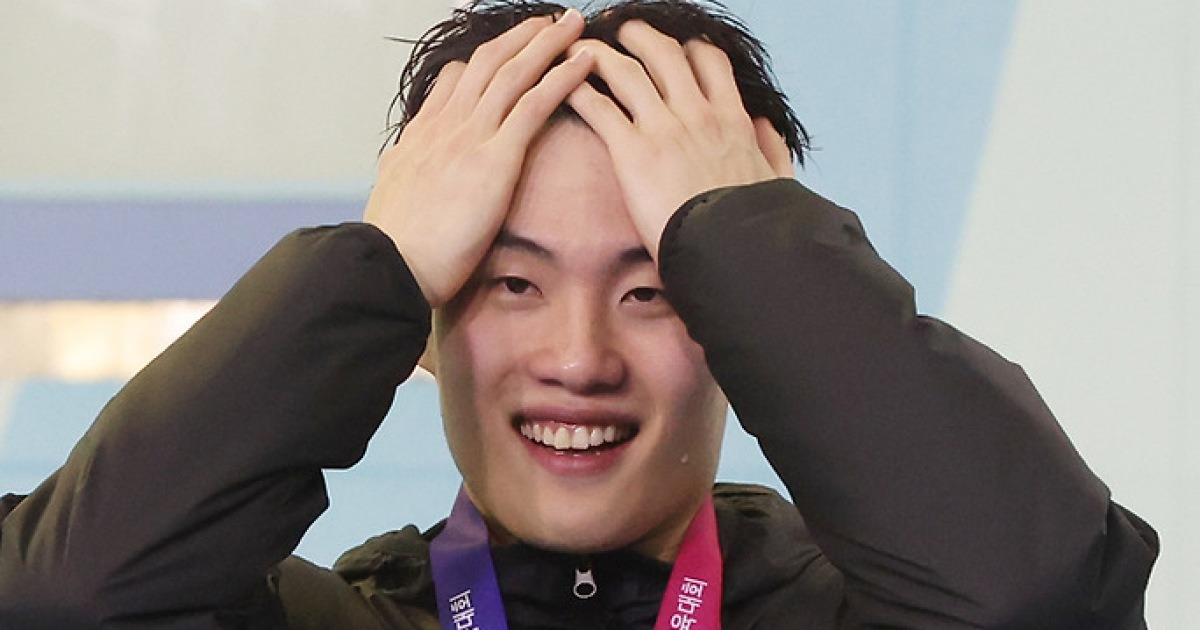 中쑨양 자유형 200m 아시아 기록, 황선우가 넘었다…눈물터진 감격의 레이스 “인생에서 손꼽을 만큼 행복한 순간”