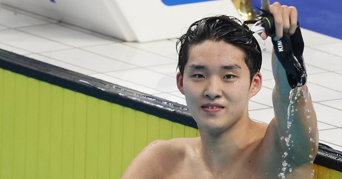 한국 수영 간판 김우민, 전국체전 자유형 400m 4연패 쾌거...계영서 추가 金 도전