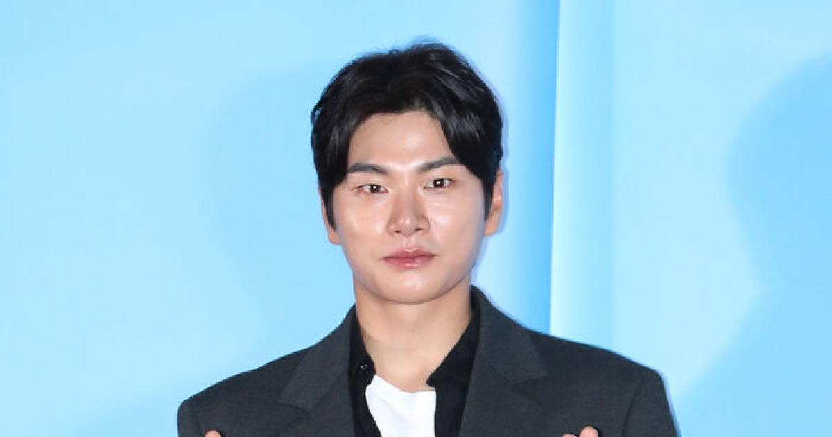 이이경, 사생활 폭로 '허위사실' 법적 대응...폭로자 "증거 있다" 재반박