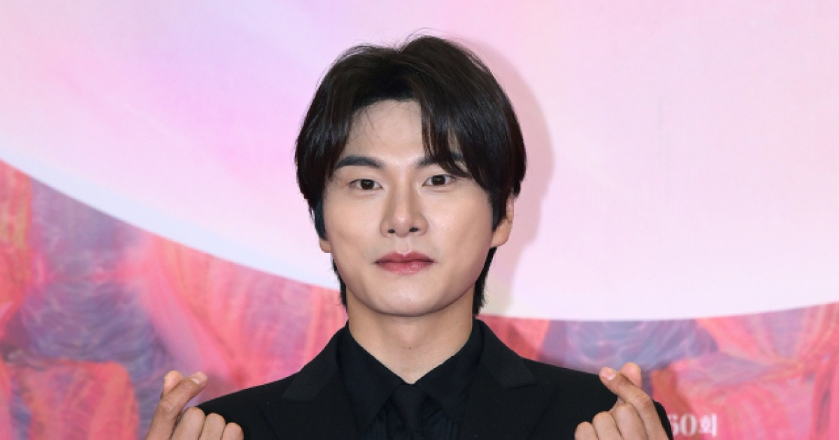 이이경 사생활 폭로자 사과 "AI로 조작, 가벼운 장난으로 시작했는데"