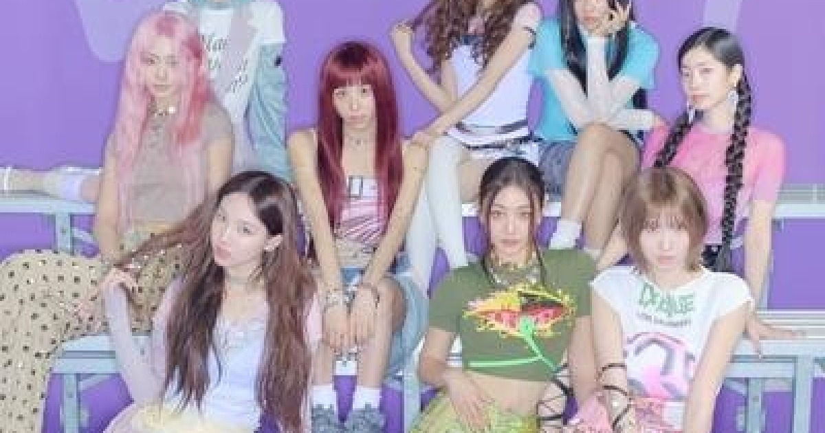 10주년 트와이스, 빌보드 싱글·앨범 차트에 다수 진입