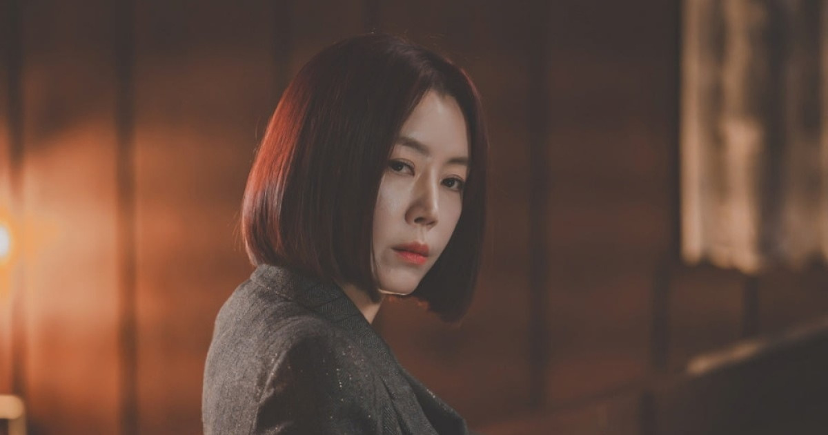 '싱글맘' 김유미, 배수빈과 재혼했다…아들 지켜내려는 삐뚤어진 모성 ('친애하는X')