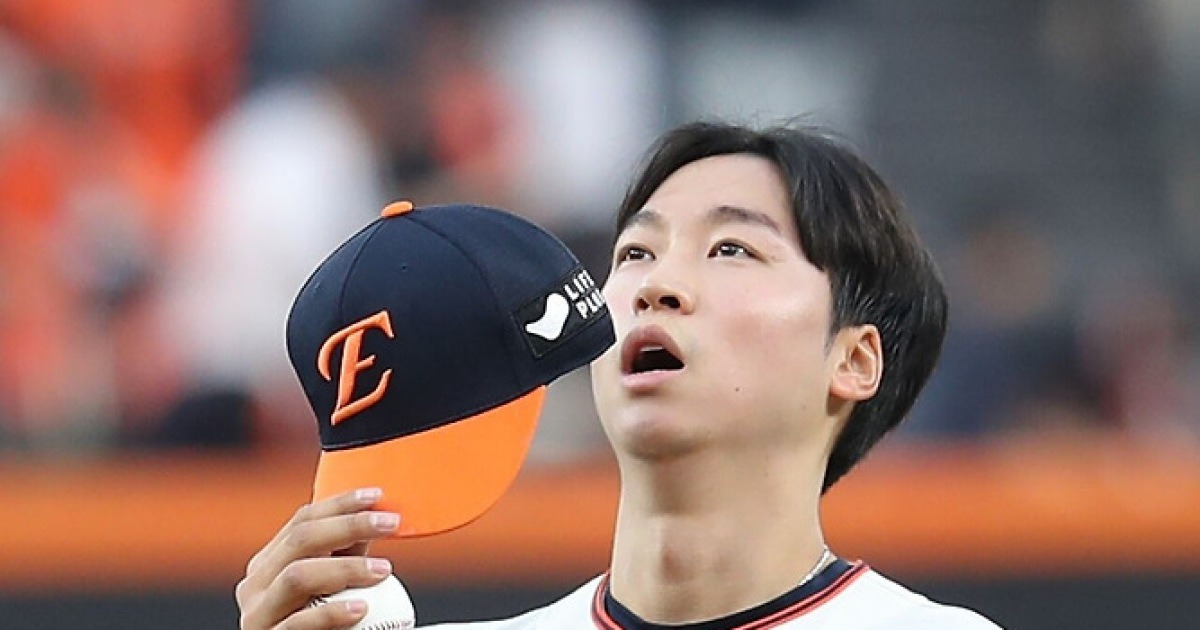 연봉 3000만 원 투수보다 못한 '역대 최악의 FA' 78억 선수, 마지막까지 팀에 도움 되지 못하나?