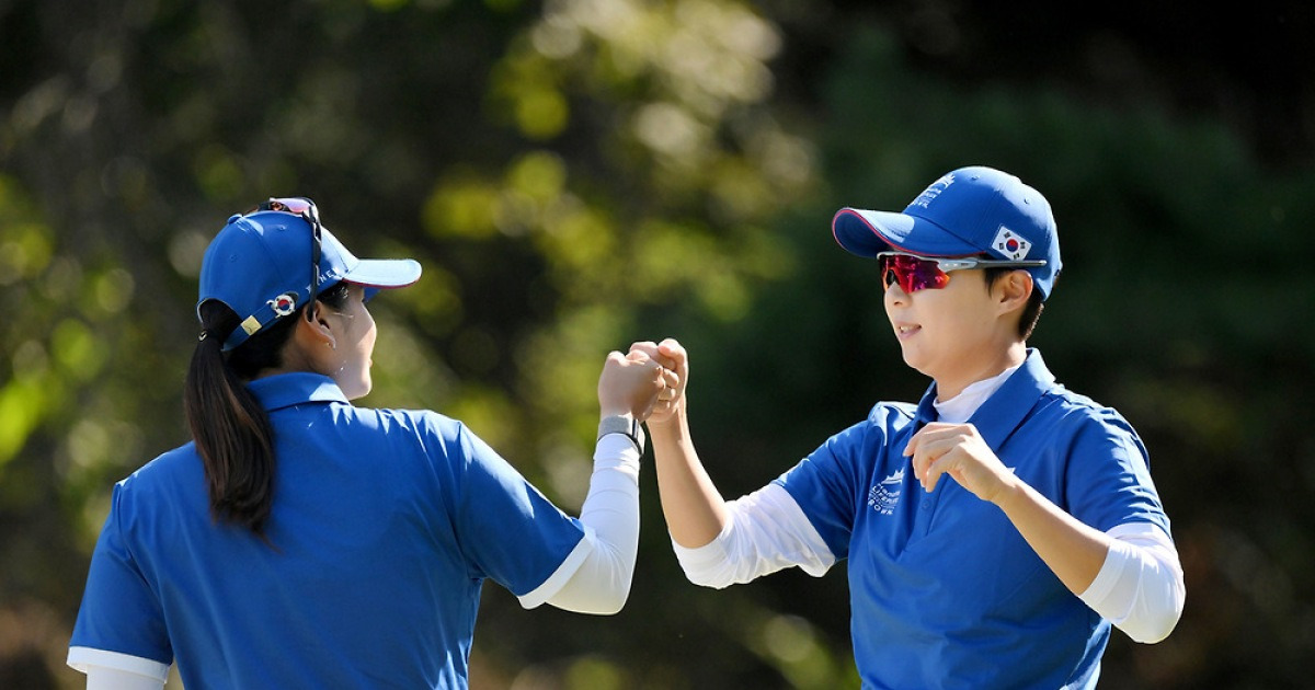 최혜진-김효주 앞장선 한국, LPGA 한화 인터내셔널 크라운 첫날 조선두 순항 “내일 월드팀 꼭 잡겠다”