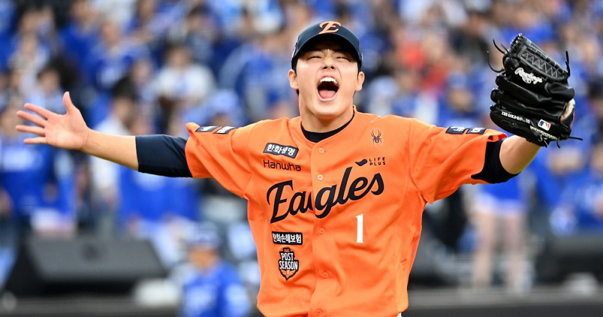 1년 만에 역전된 '문김대전', 19년 만 KS 이끈 '문동원' 이래서 거물급 투수는 못 참지, 내년부터 진검승부