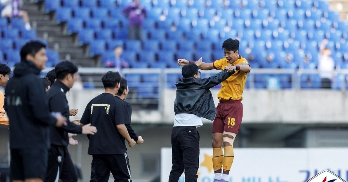광주FC 박인혁 결승골로 안양 1-0 격파…K리그1 잔류 가능성↑
