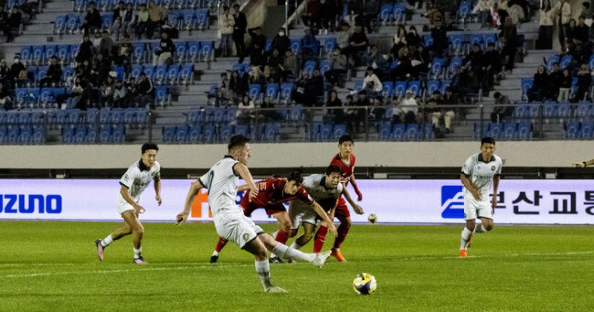 김포FC, 부산 원정에서 1대 4로 경기 마무리