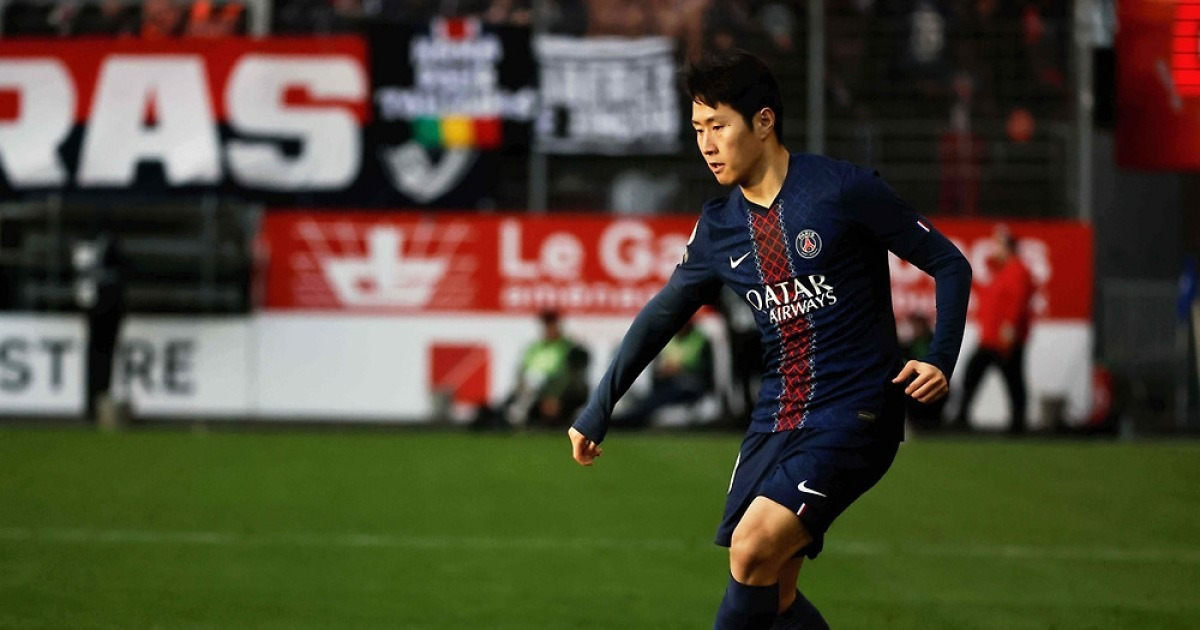 PSG, 브레스트 3-0 완파 선두 탈환…이강인 PK 헌납→상대 실축