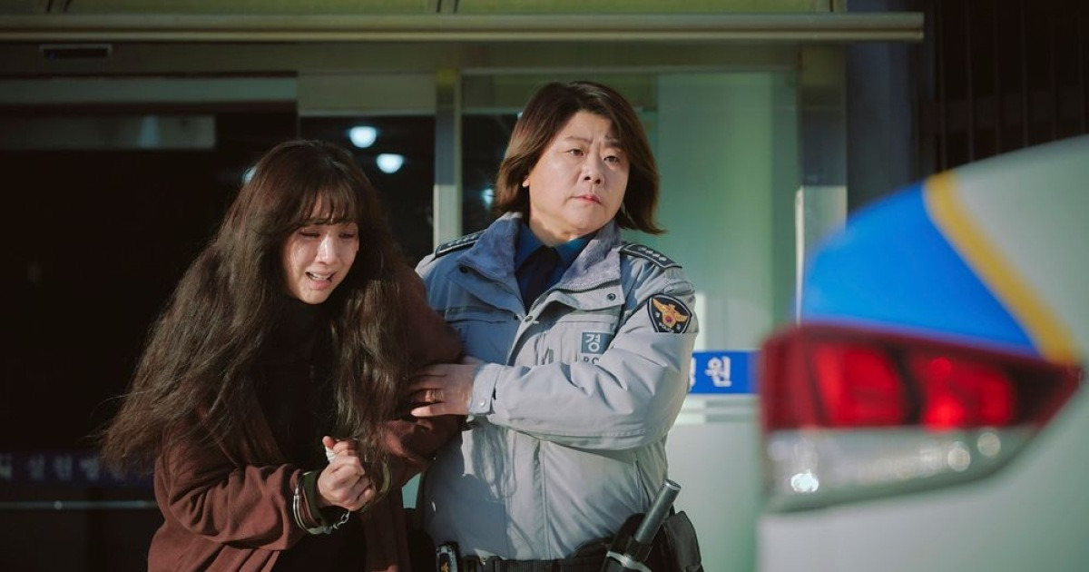 이정은 "정려원은 말라가는데 나는 거대해…콧구멍만 보이더라" ('하얀 차를 탄 여자')