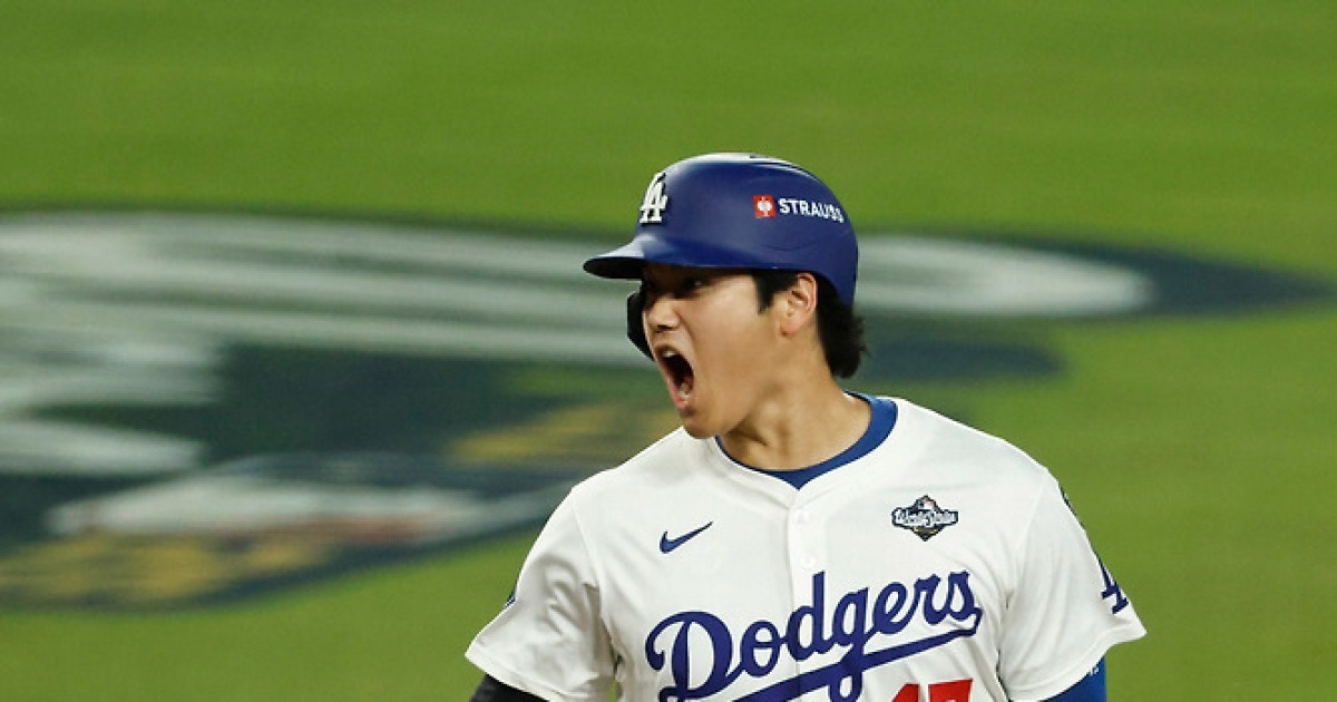 '사람이 아니다' 오타니 미쳤다...7회 극적 동점포, WS 한 경기 멀티 홈런 '대폭발'