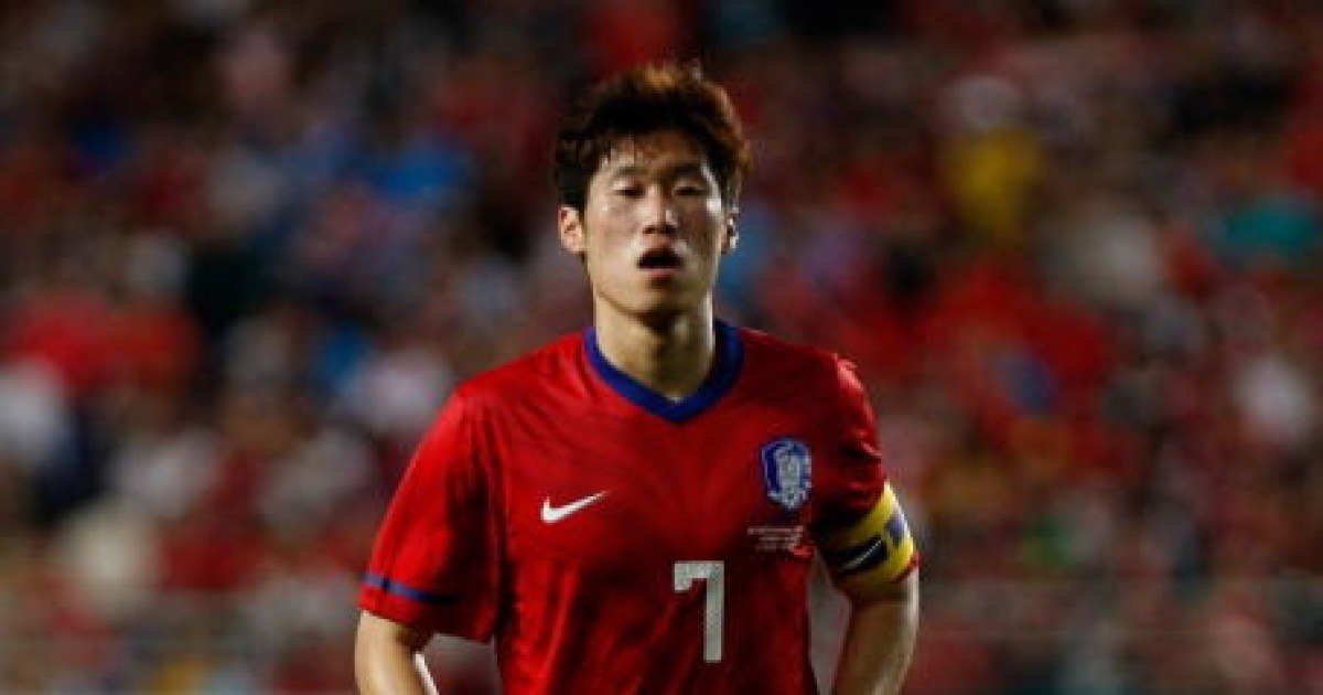 "박지성 2층 계단도 못 올라가…" 내부자 공개증언, 韓 축구에 갈아넣은 무릎→팬들 위해 뛴 55분 ‘영원한 캡틴 PARK’