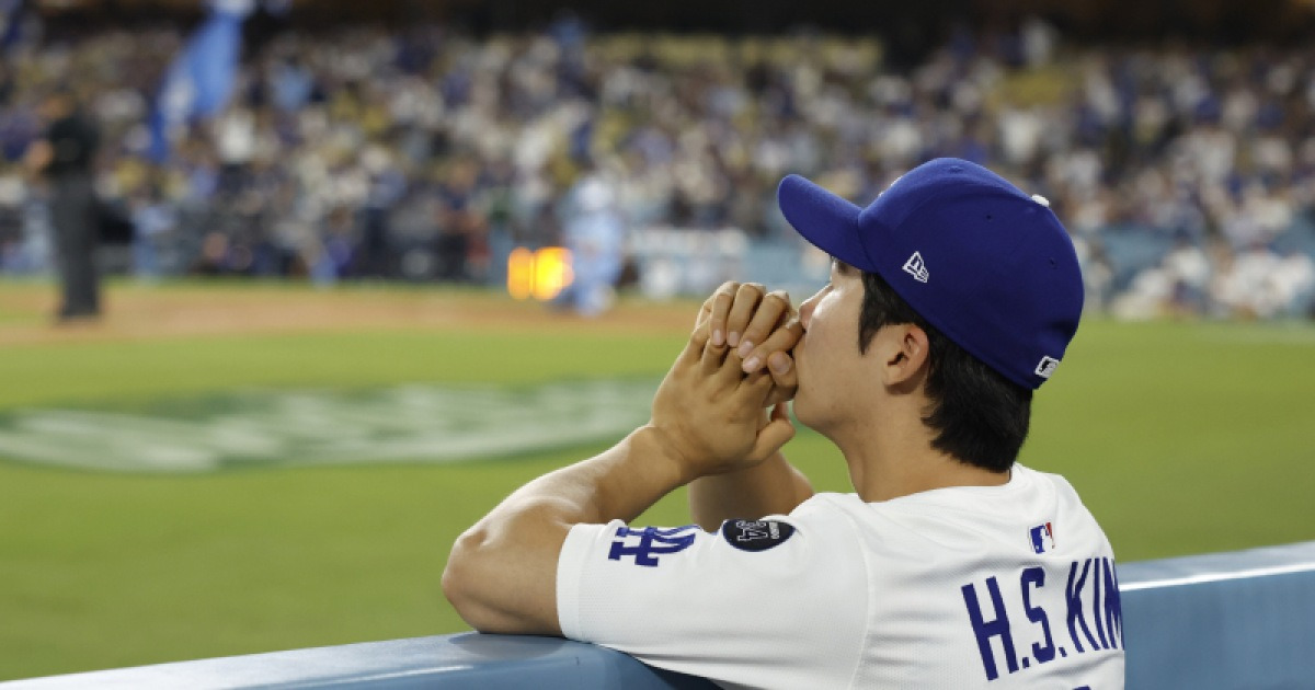 15타수 1안타 파헤스 빼고 드디어 김혜성? 로버츠 감독 "WS 5차전 라인업 달라질 수 있다"