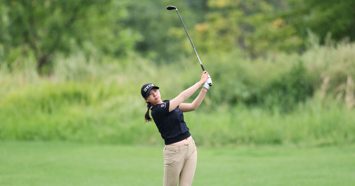 겨우 37만원 차 … 女골프 역대급 생존경쟁