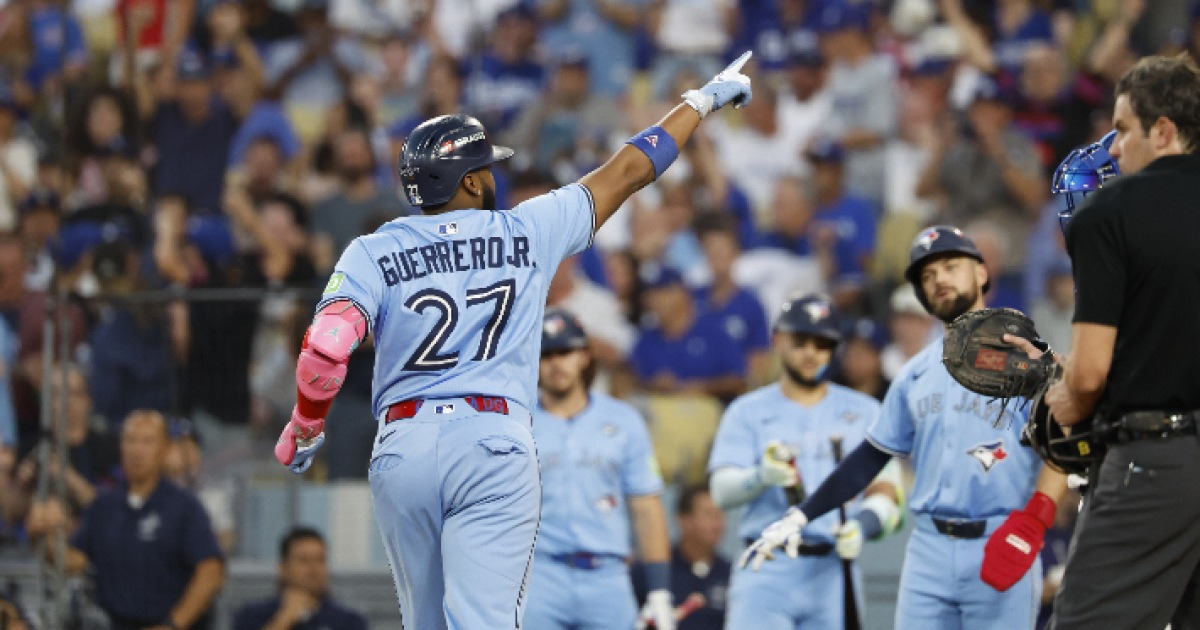 토론토, 다저스 꺾고 WS 균형… 오타니는 '4실점·무안타'