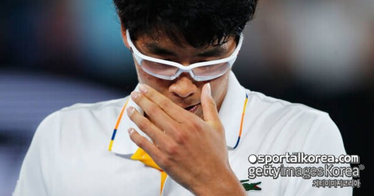 "죄송한 마음뿐"...세계를 놀래켰던 韓 테니스 간판 정현, 서울오픈 1회전 탈락