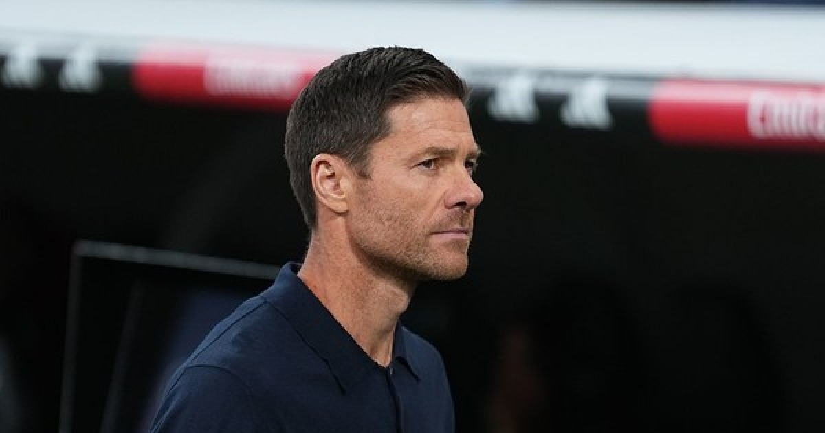 "레알에서 무리뉴의 그림자를 밟는 사비 알론소"