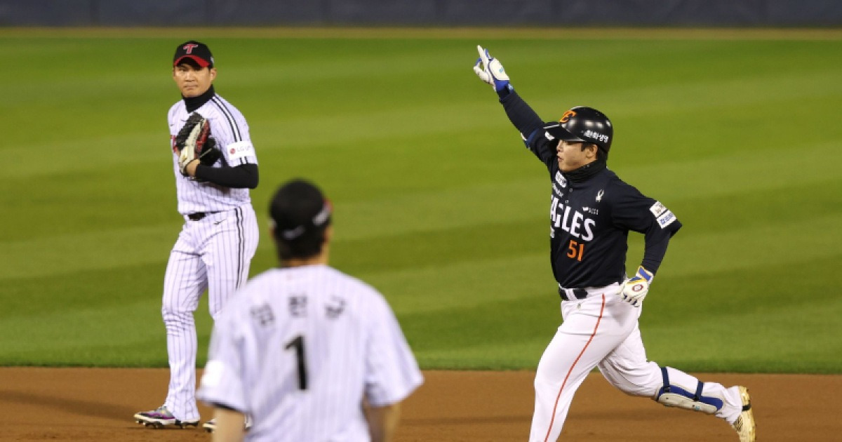 KS 끝나면 같은 유니폼 입는 박해민·문현빈, 컬래버 효과 기대..."배우고 싶어요"
