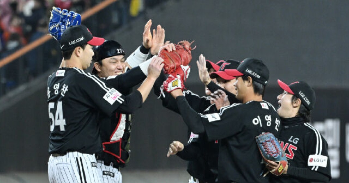 "압도하고 있다→결국 우리가 우승" 오지환 근거있는 자신감이었다, 이제 LG 통합 우승 눈앞이다