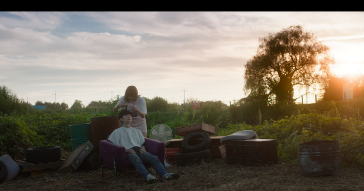 '맨홀' 속 고등학생의 응어리 진 심연... 2025 전국제 초청작 '맨홀', 극장 찾는다