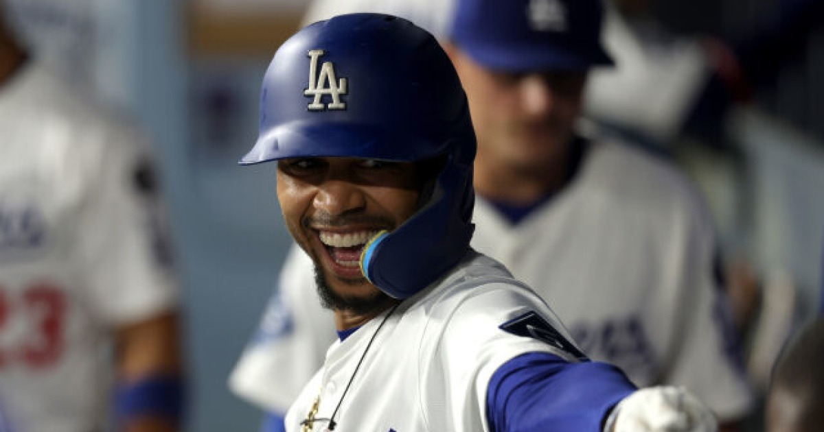 오타니 고의4구 거르더니…WS 7차전 가나? '5203억' 타자 드디어 침묵 깼다, 다저스 3-0 리드
