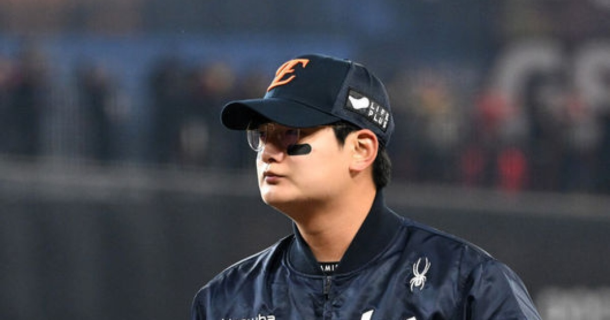 "잘하고 싶었는데…믿어주신 김경문 감독님, 동료들께 미안하다" 눈물 펑펑 흘렸던 김서현, 준우승에는 울지 않았다