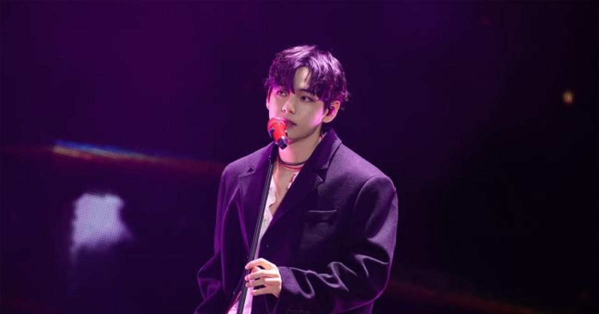 방탄소년단 완전체 기대감..제이홉·지민·뷔·정국, 진 공연 '지원 사격'