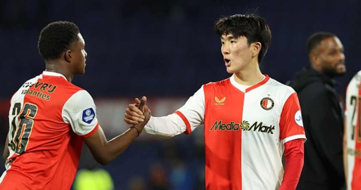 '황인범 도움' 페예노르트, 폴렌담에 3-1 승리…리그 선두