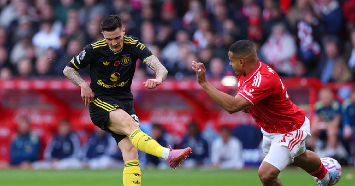 베냐민 세슈코 맨체스터 유나이티드 경기 장면