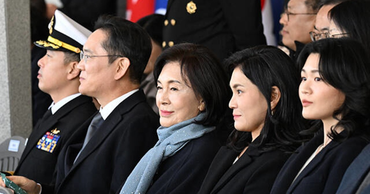 진해 해군사관학교 임관식 전경