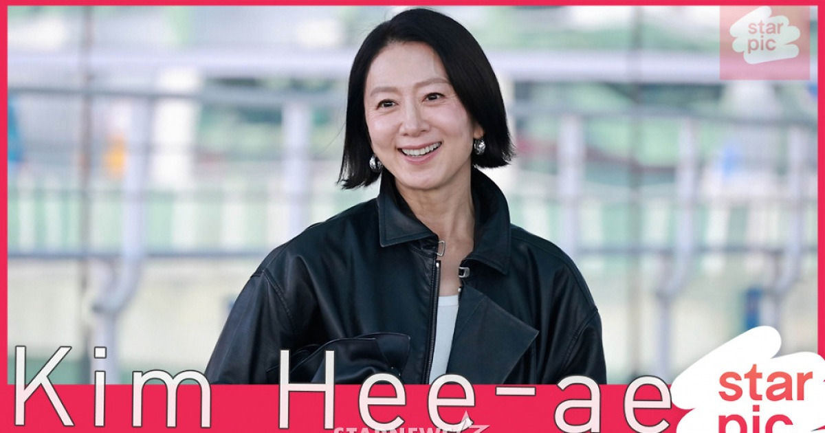 김희애
