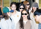트와이스,\'모여서 빠른 이동\' 