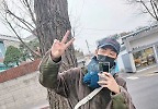 방탄소년단 RM, 입대 앞두고 미술관 나들이..“많이 웃자구요”